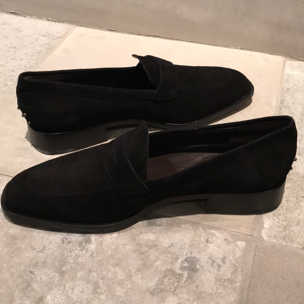 Tod’s Black Suede Loafers 7 37
